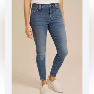 Maurices High Rise Dark Skinny Jeans – Size Medium